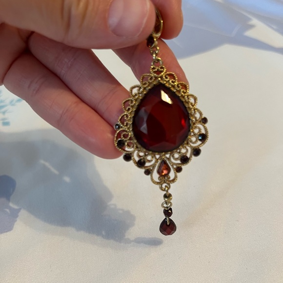 Reddish brown gem charm for necklace - Picture 1 of 3